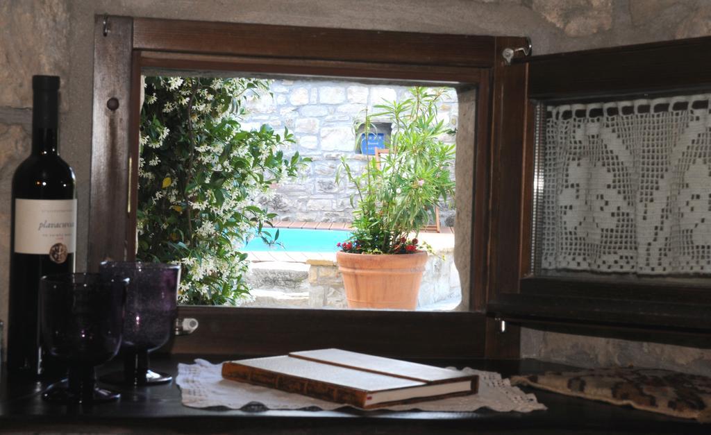 Holiday Homes Poli Svetega Antona Gračišće Quarto foto